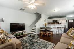 Edgewood BNB- SIDE A