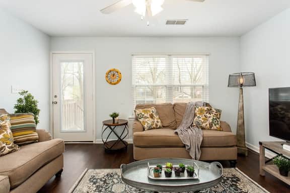 Edgewood BNB- SIDE A